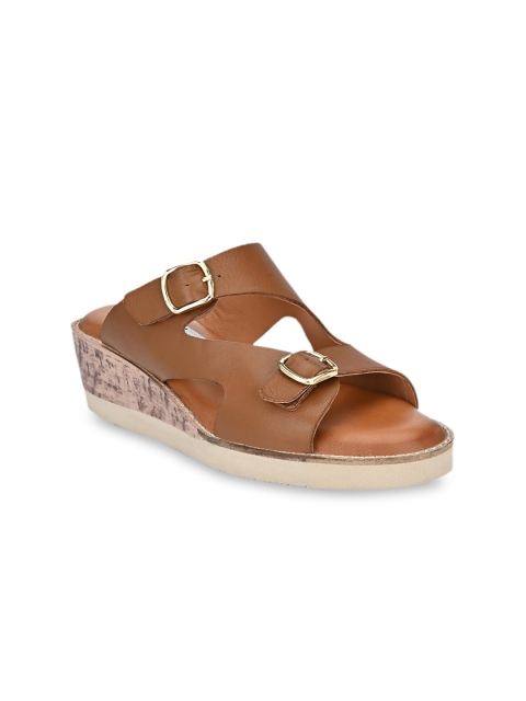 

Delize Tan Leather Flatform Sandals with Buckles