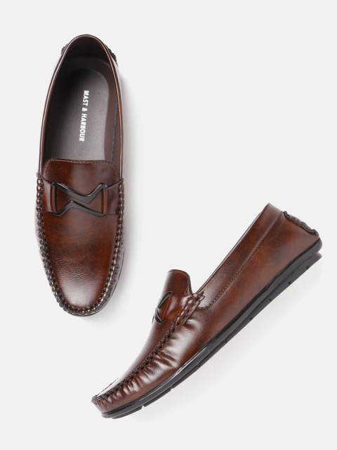 

Mast & Harbour Men Brown Solid Driving Shoes