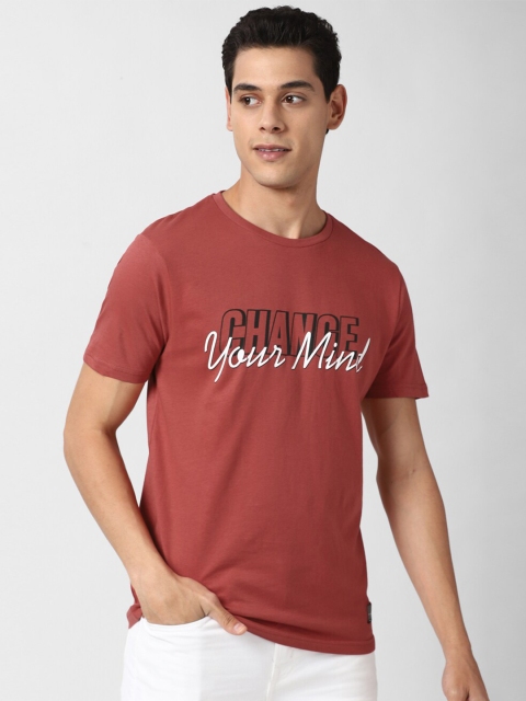 

Peter England Casuals Men Maroon White Typography Printed Slim Fit Cotton Pure Cotton T-shirt
