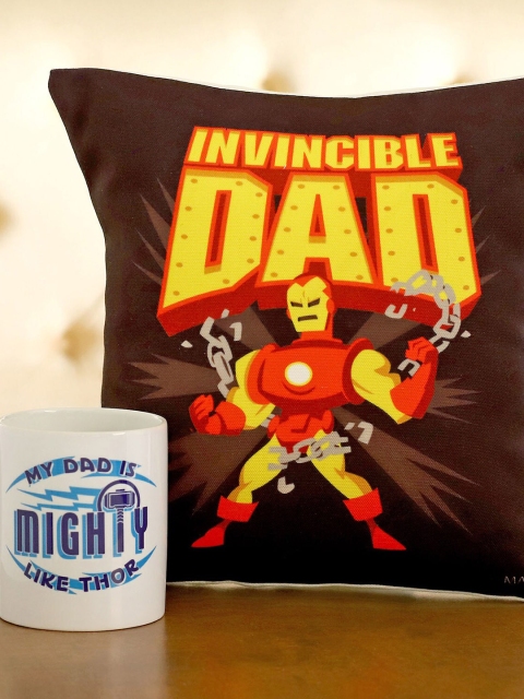 

Ferns N Petals Brown & Red Marvel Invincible Dad Printed Cushion with Mug