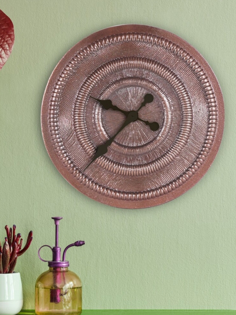 

THE ARTMENT Pink & Black Textured Contemporary Wall Clock