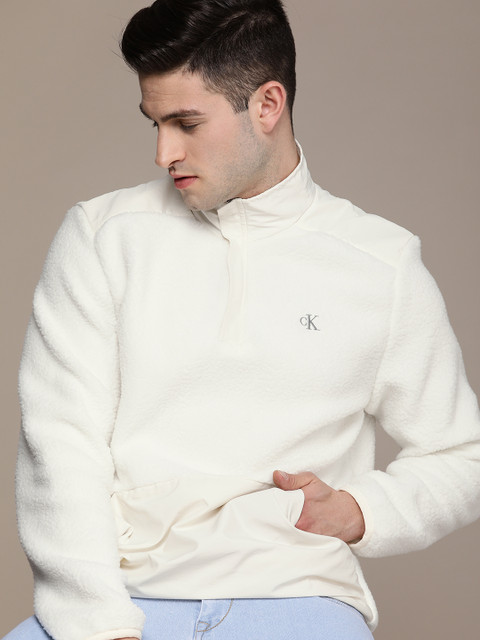 

Calvin Klein Jeans Men White Solid Mock-Collar Pullover Sweatshirt