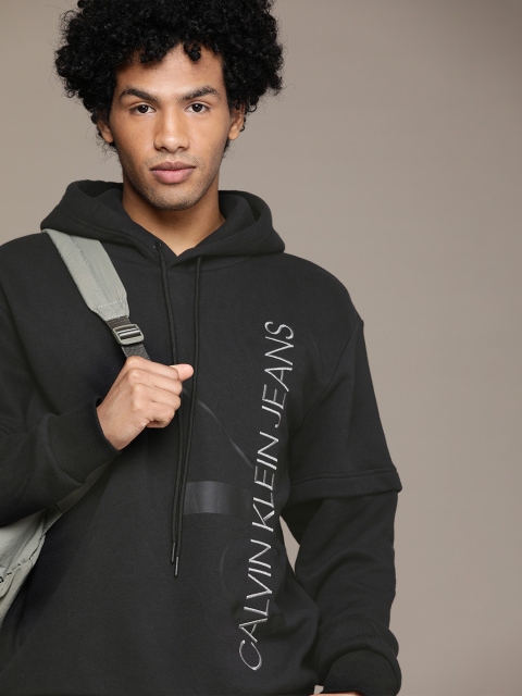 

Calvin Klein Jeans Men Black Embroidered Hooded Doctor Sleeves Sweatshirt