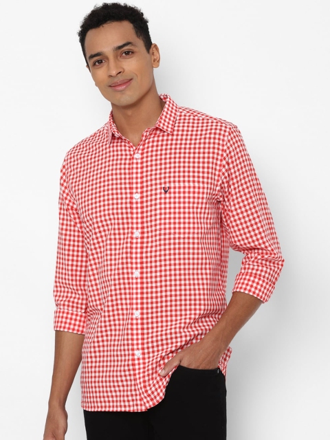 

Allen Solly Men Red Slim Fit Gingham Checks Opaque Checked Casual Shirt