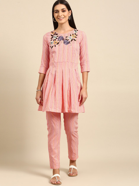

Tikhi Imli Women Pink Striped Regular Kurta with Palazzos