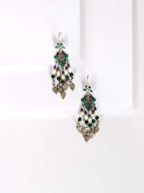 

SANGEETA BOOCHRA Silver-Toned Contemporary Jhumkas Earrings