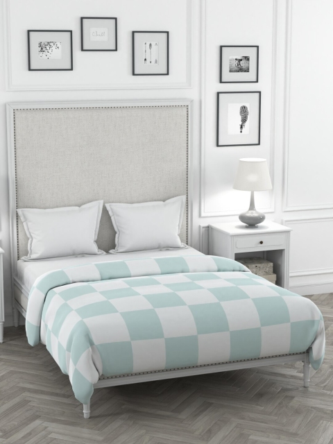 

HAPPY HUES Green & White Checked AC Room 150 GSM Double Bed Comforter