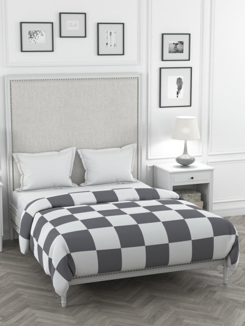 

HAPPY HUES Grey & White Checked AC Room 150 GSM Double Bed Comforter