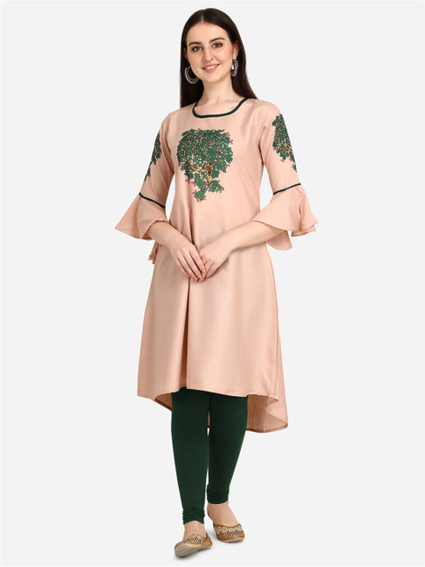 

OM SAI LATEST CREATION Women Peach-Coloured & Green Floral Digital Printed Kurta