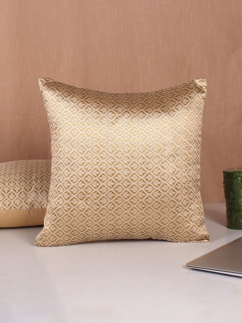 

Molcha Off White & Gold-Toned Set of 2 Ethnic Motifs Banarasi Square Cushion Covers