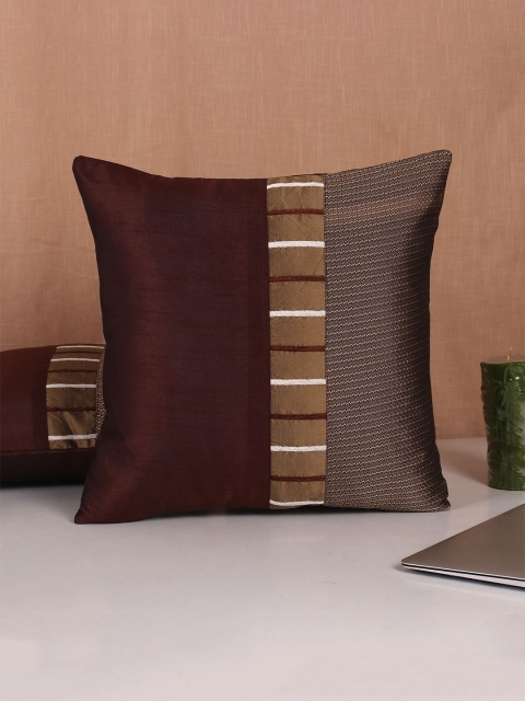 

Molcha Brown & White Set of 2 Striped Square Cushion Covers