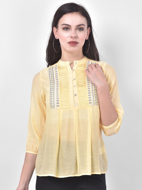 

Latin Quarters Yellow Mandarin Collar Regular Top
