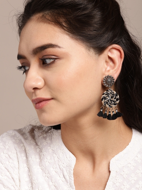 

Sangria Oxidised Silver-Toned & Black Jute Circular Drop Earrings with Tassels