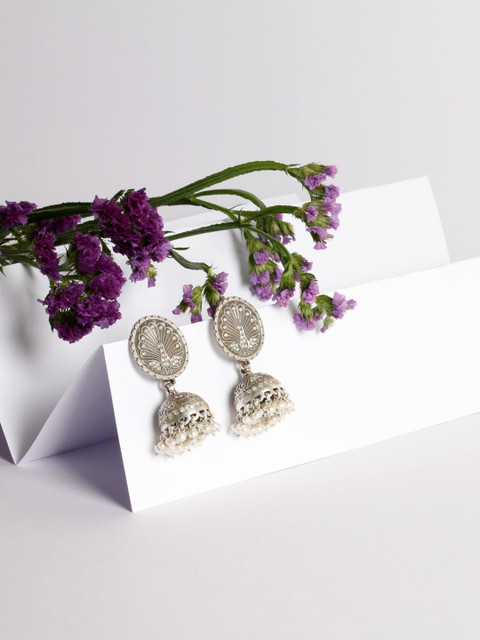 

SANGEETA BOOCHRA Silver-Toned Contemporary Jhumkas Earrings