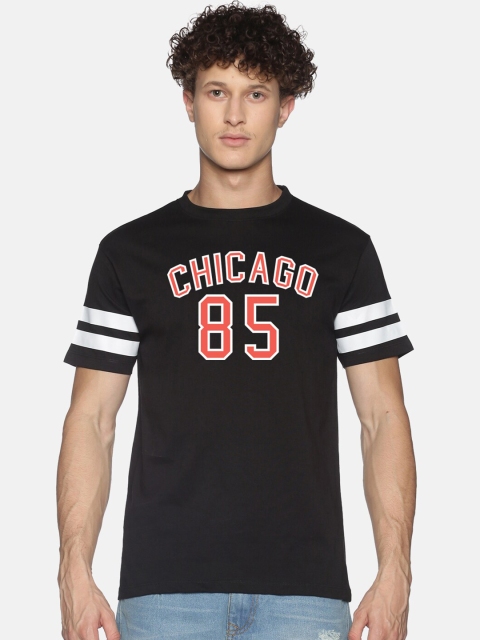 

MASH UNLIMITED Men Black Typography Printed Slim Fit T-shirt