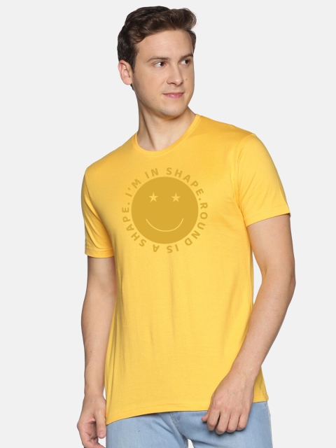 

MASH UNLIMITED Men Yellow Graphic Printed Slim Fit T-shirt