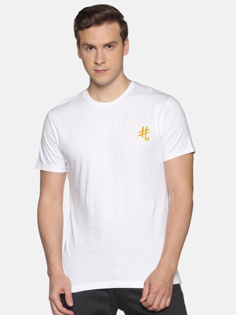 

MASH UNLIMITED Men White Solid Slim Fit T-shirt