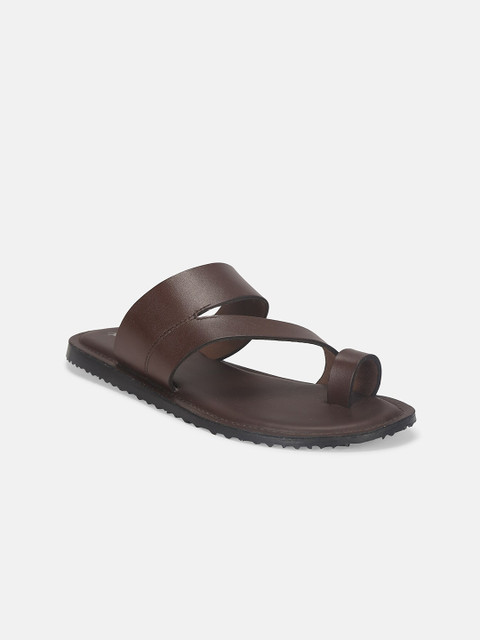 

Mast & Harbour Men Brown One Toe Flats