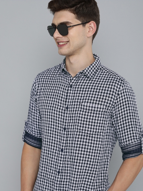 

HERE&NOW Men White Slim Fit Gingham Checks Opaque Casual Shirt