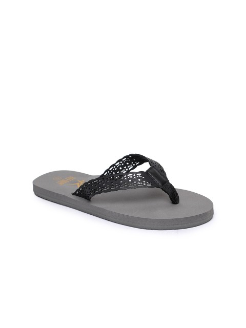 

REFOAM Women Grey & Black Rubber Thong Flip-Flops