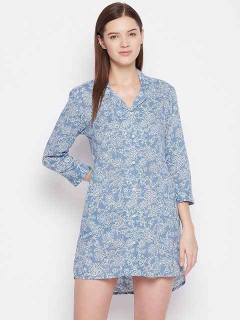 

Hypernation Women Blue & White Block Print Night Dress
