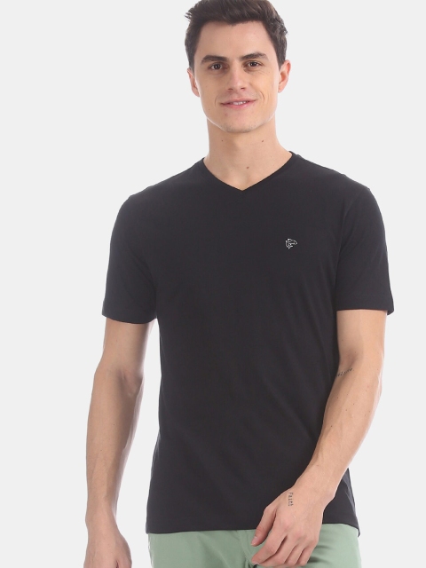 

Ruggers Men Black V-Neck T-shirt