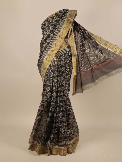 

Pothys Black & Beige Floral Printed Jute Silk Saree