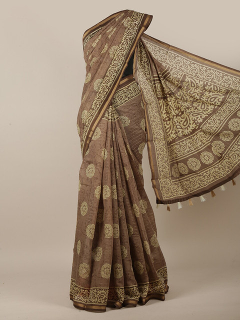 

Pothys Women Tan & White Cotton Blend Batik Printed Saree