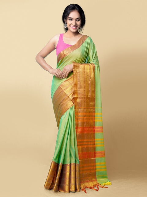 

Unnati Silks Women Green & Gold-Toned Pure Cotton Solid Sustainable Narayan Peth Saree