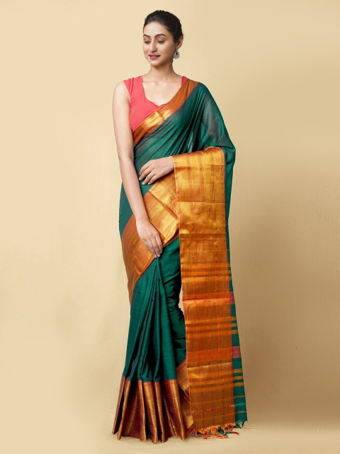 

Unnati Silks Women Green & Gold-Toned Pure Cotton Solid Sustainable Narayan Peth Saree