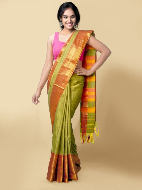 

Unnati Silks Women Green & Gold-Toned Pure Handloom Narayanpet Cotton Sustainable Saree