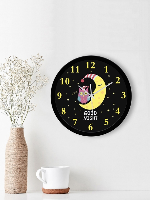 

WENS Black & Yellow Printed Traditional 29 cm Wall Clock