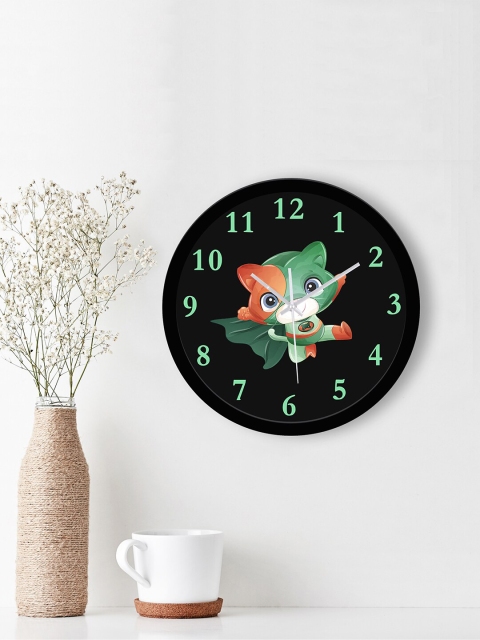 

WENS Black & Green Printed Contemporary 29 cm Wall Clock