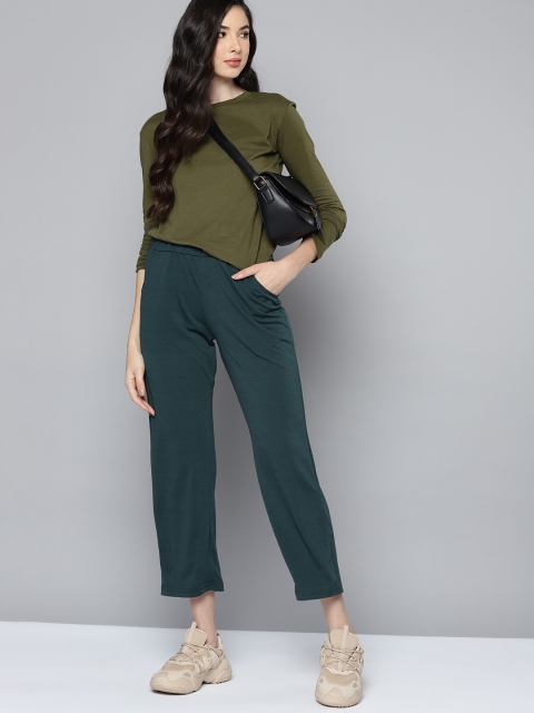

Harvard Women Green Solid Cropped Track Pants