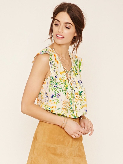 

FOREVER 21 Women Cream-Coloured Floral Print Crop Top