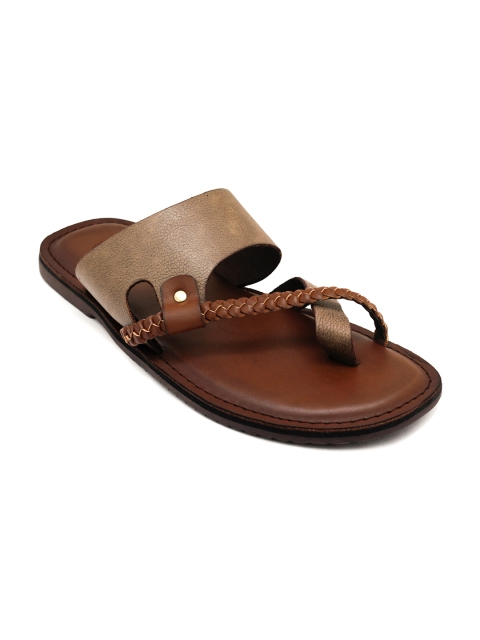 

TRENDS & TRADES Men Brown & Tan Self-Design Comfort Sandals