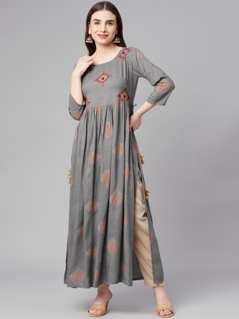 

Nehamta Women Grey & Orange Geometric Printed Kurta