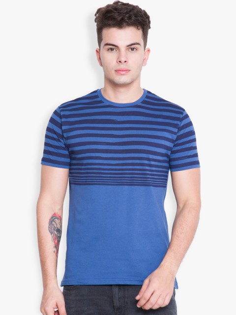 

HIGHLANDER Men Blue Striped T-shirt