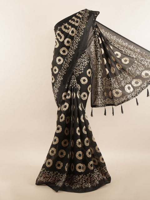 

Pothys Black & White Ethnic Motifs Printed Saree