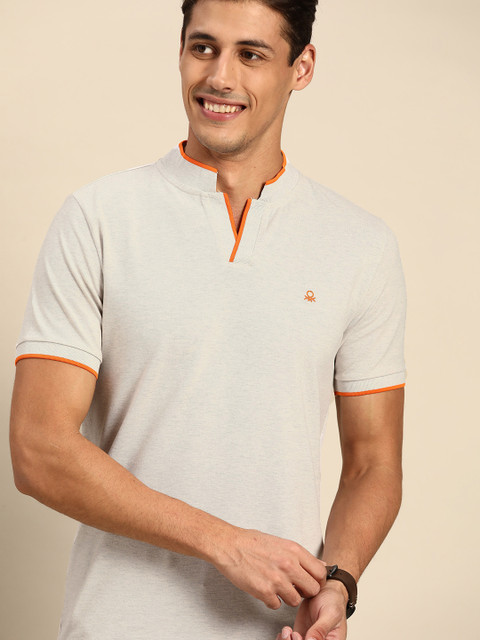 

United Colors of Benetton Men Grey Melange Solid Stand Collar T-shirt
