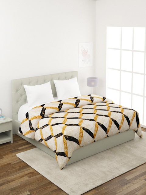 

A Homes Grace Off White & Yellow Geometric Microfiber Mild Winter 400 GSM Double Bed Quilt