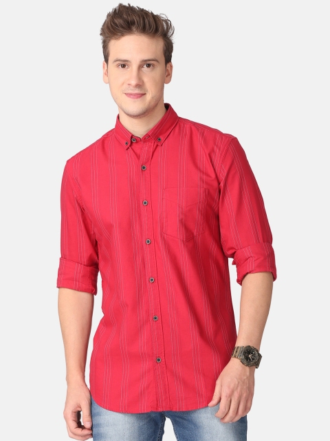 

FOGA Men Red Solid Slim Fit Casual Shirt