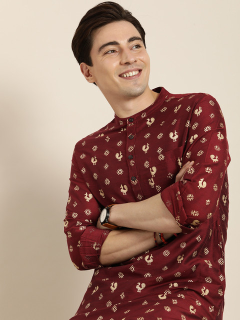 

Taavi Men Maroon Ethnic Motifs Kanchi Gold Printed Kurta