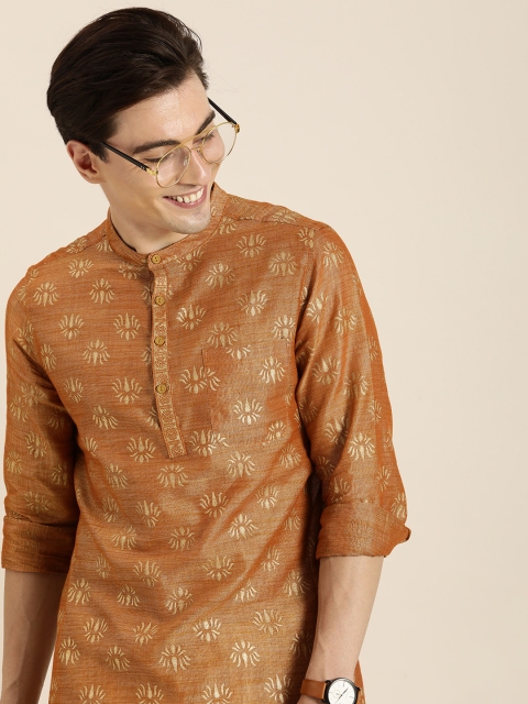 

Taavi Men Mustard Yellow & Gold-Toned Kanchi Print Kurta with Chest Pocket