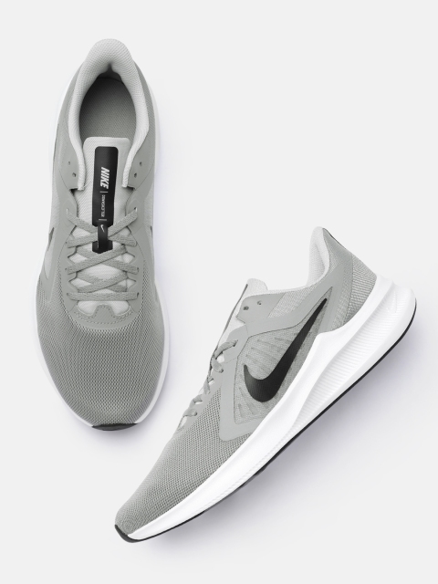 

Nike Men Grey Downshifter 10 Running Shoes