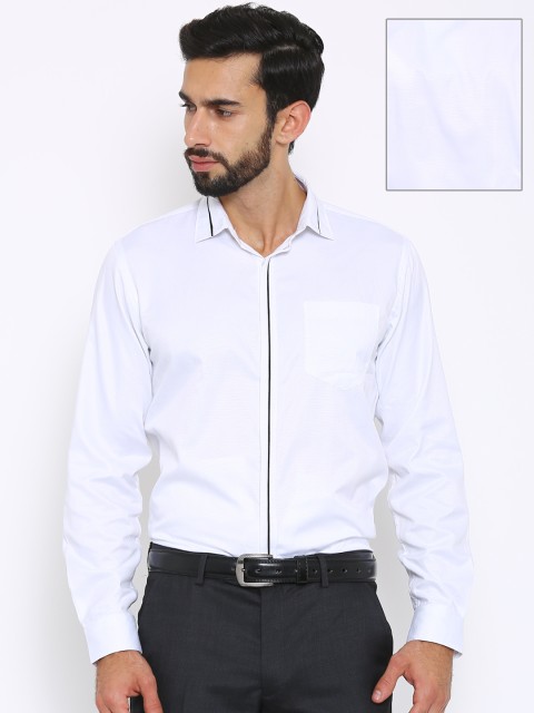 

Mark Taylor Men White Slim Fit Self-design Formal Shirt