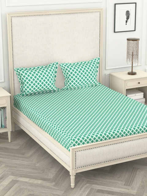 

BIANCA Green & Blue Geometric 110 TC Cotton Queen Bedsheet with 2 Pillow Covers