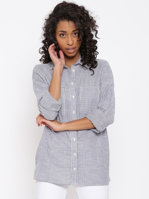 

New Look Women Blue Striped Shirt