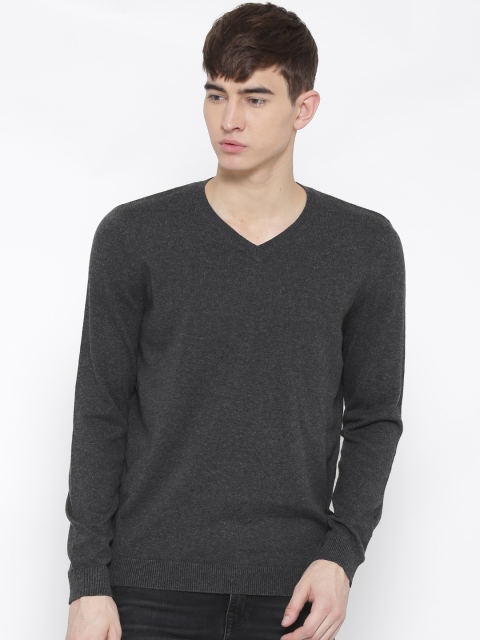 

New Look Men Charcoal Grey Solid Sweater