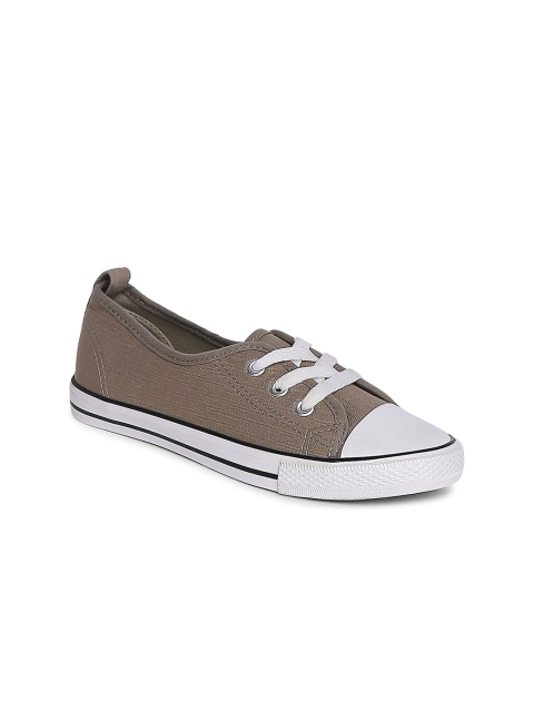 

Forever Glam by Pantaloons Women Olive Green & White Woven Design Sneakers